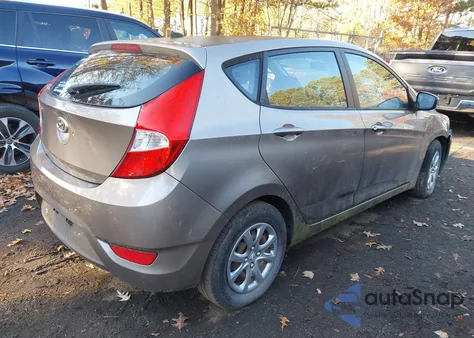 2014 Hyundai Accent Gs z USA, uszkodzony, nr VIN KMHCT5AE3EU188715
